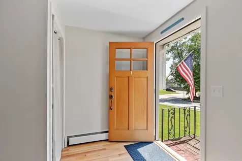 1 Hemlock Street Hudson NH 03051