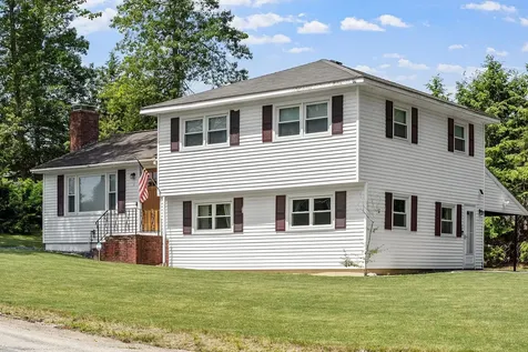 1 Hemlock Street Hudson NH 03051