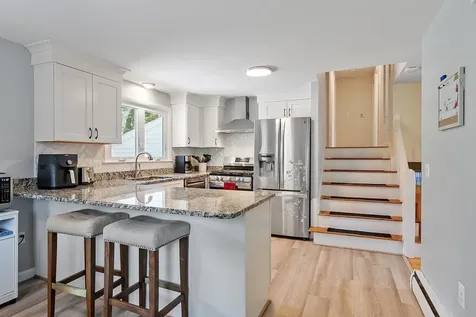 1 Hemlock Street Hudson NH 03051