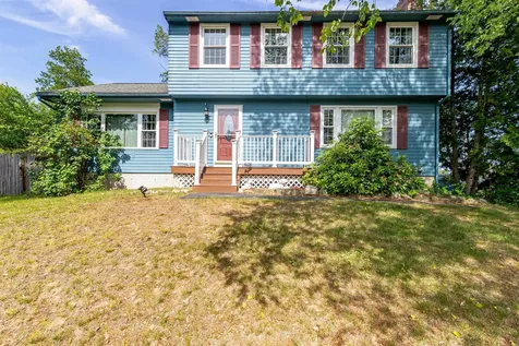 3 Macdonald Drive Nashua NH 03062