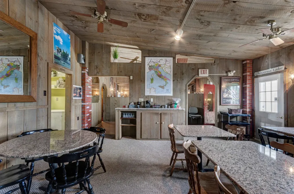 626 White Mountain Highway Tamworth NH 03886