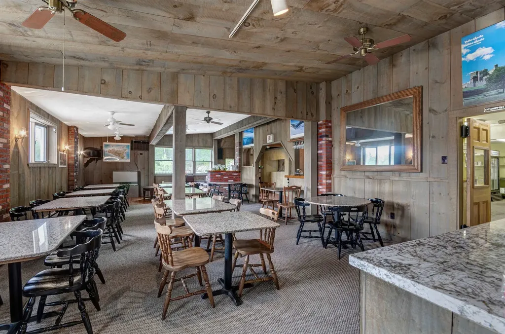 626 White Mountain Highway Tamworth NH 03886