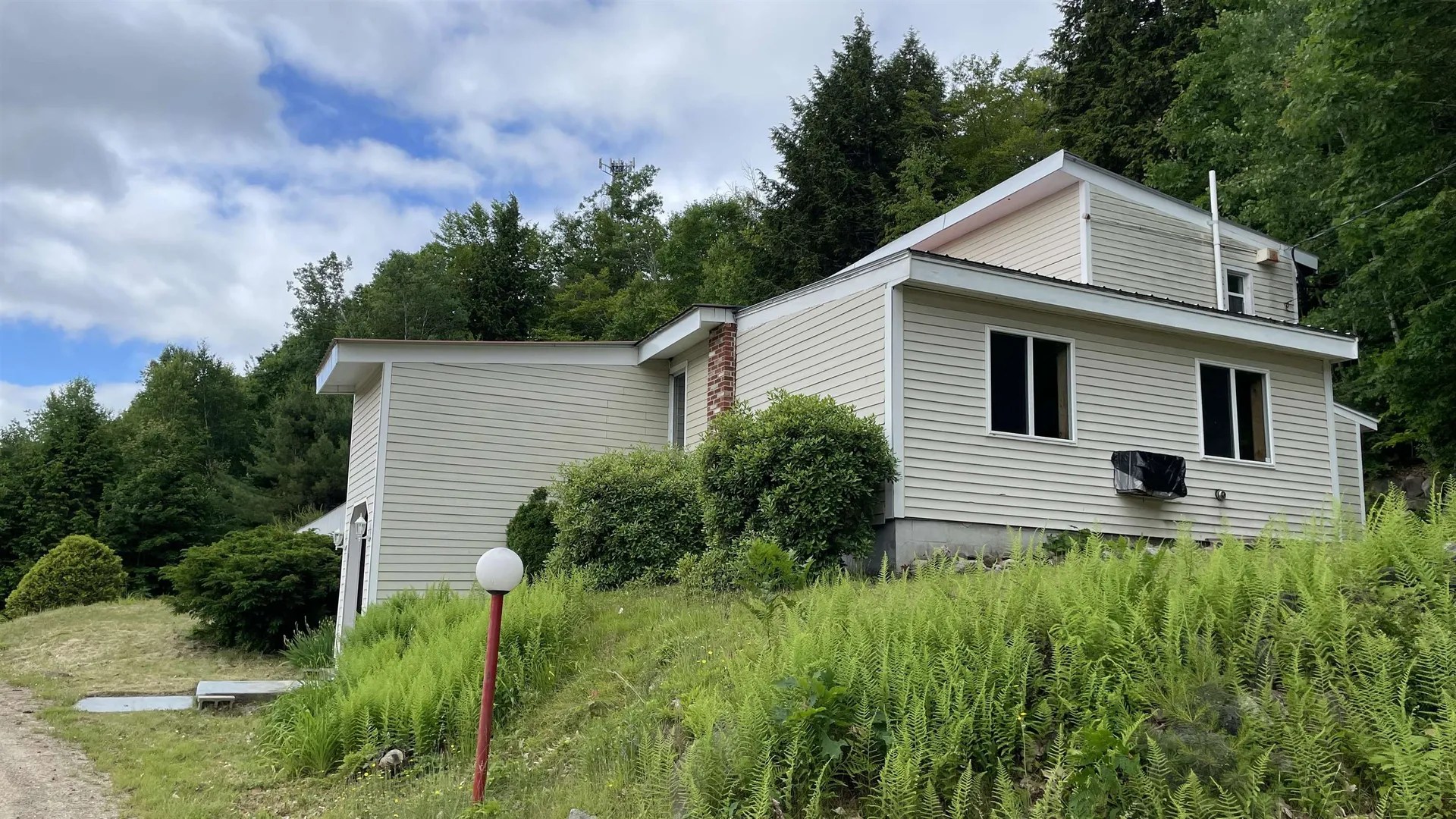 626 White Mountain Highway Tamworth NH 03886