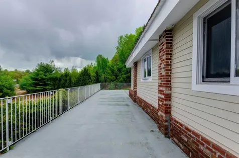 626 White Mountain Highway Tamworth NH 03886