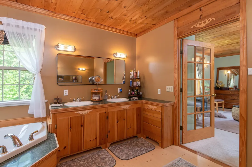 1057 Quarry Road Chester VT 05143