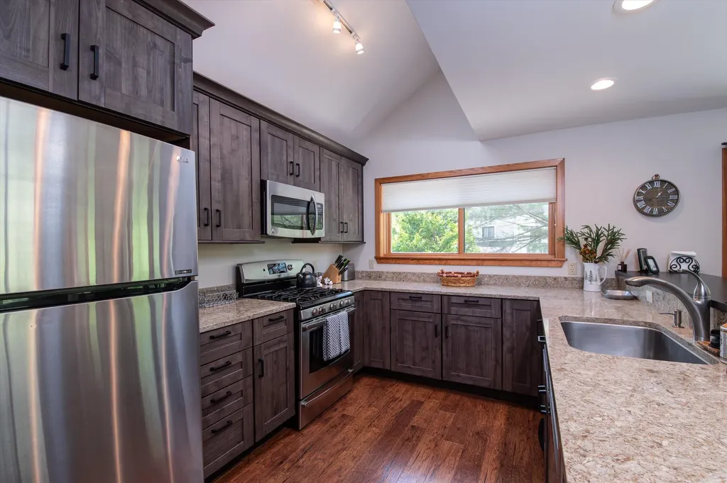 36 Lower Iv Ludlow VT 05149