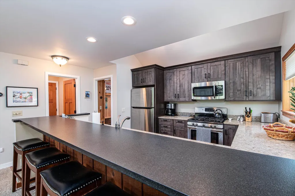 36 Lower Iv Ludlow VT 05149