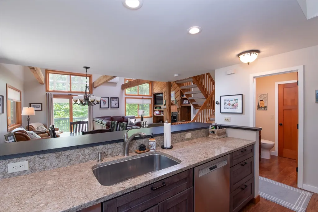 36 Lower Iv Ludlow VT 05149