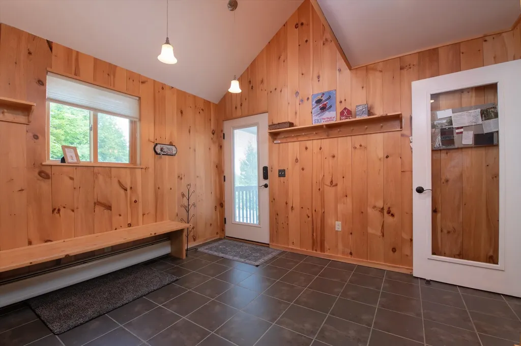 36 Lower Iv Ludlow VT 05149