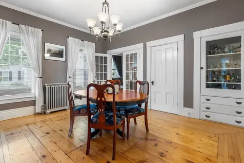 93 Prospect Street Manchester NH 03104