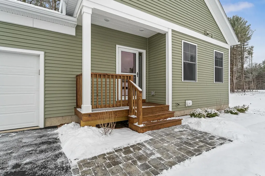 5 Dogwood Circle Milton VT 05468
