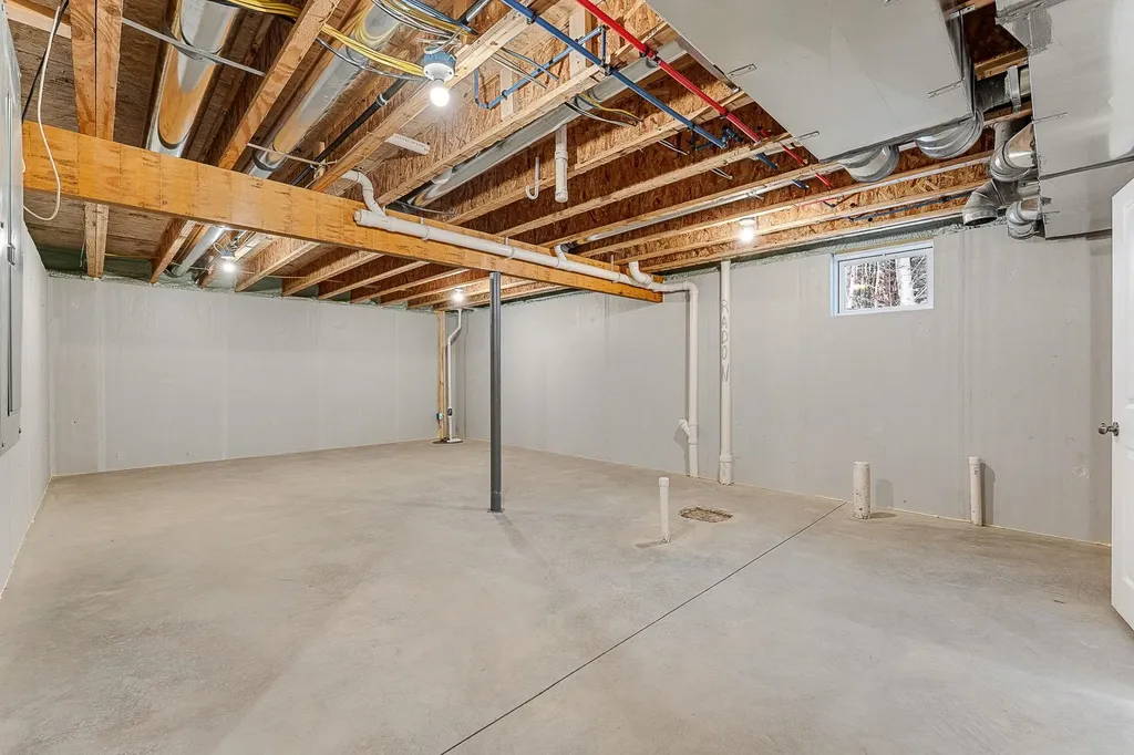 5 Dogwood Circle Milton VT 05468