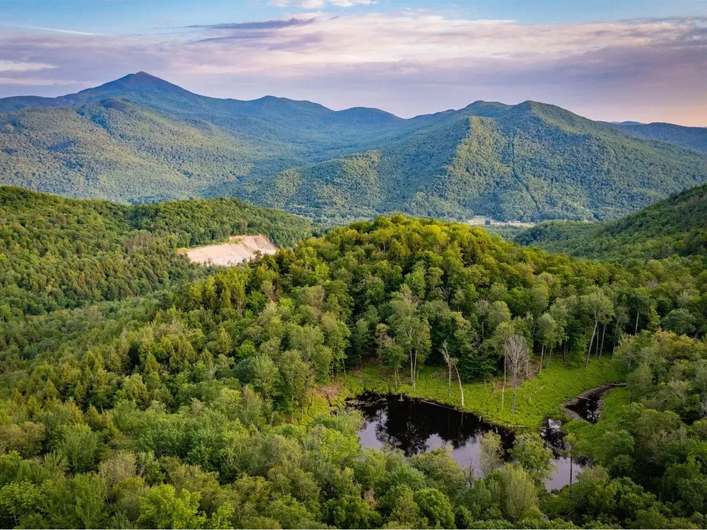 1389 Notch Road Bolton VT 05465