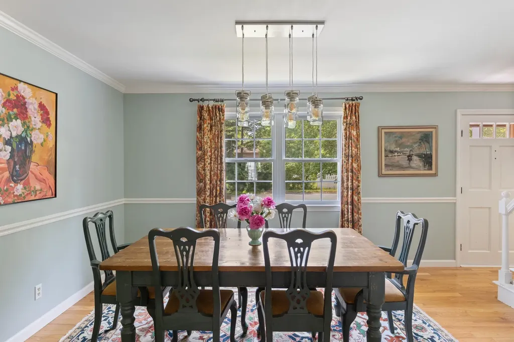 136 Red Oak Drive Colchester VT 05446