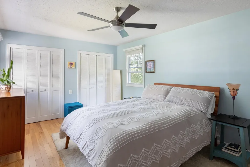 136 Red Oak Drive Colchester VT 05446