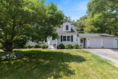 136 Red Oak Drive Colchester VT 05446