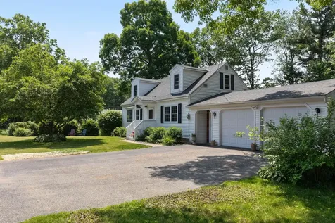 136 Red Oak Drive Colchester VT 05446