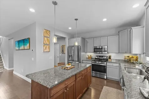 253 Sommerfield Avenue South Burlington VT 05403