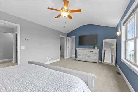 253 Sommerfield Avenue South Burlington VT 05403