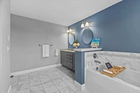253 Sommerfield Avenue South Burlington VT 05403