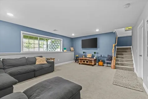 253 Sommerfield Avenue South Burlington VT 05403