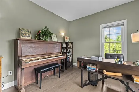253 Sommerfield Avenue South Burlington VT 05403