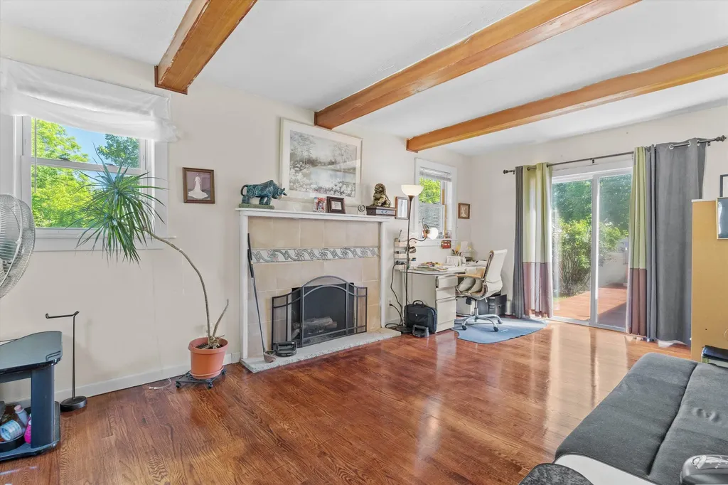 2 Brown Road Windham NH 03087