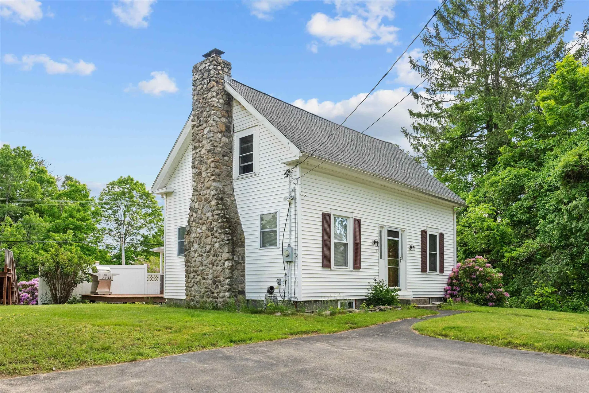 2 Brown Road Windham NH 03087