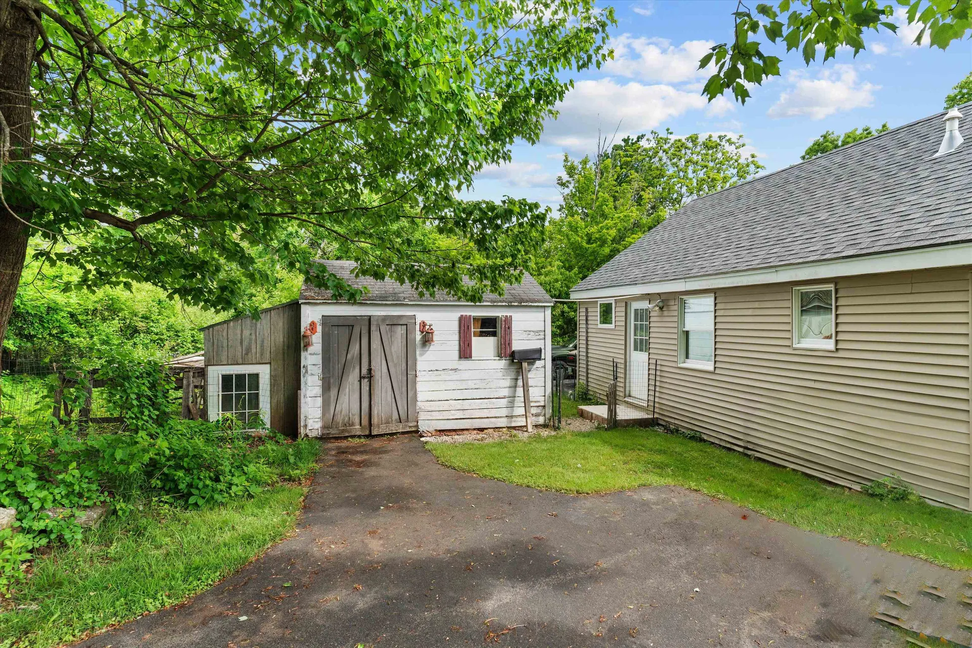 2 Brown Road Windham NH 03087