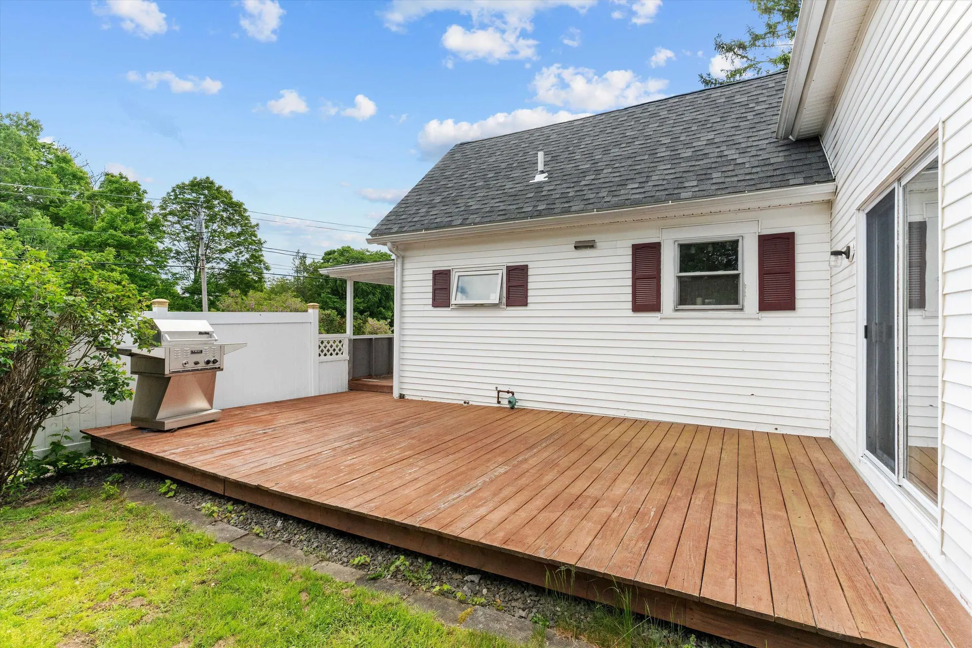 2 Brown Road Windham NH 03087