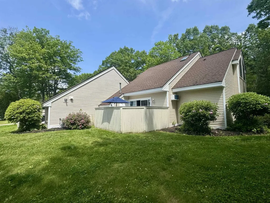 68 Franklin Heights Rochester NH 03867