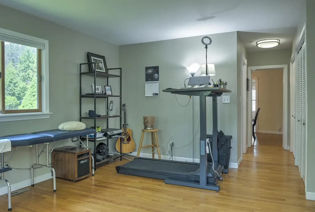 67 Pine Avenue Keene NH 03431