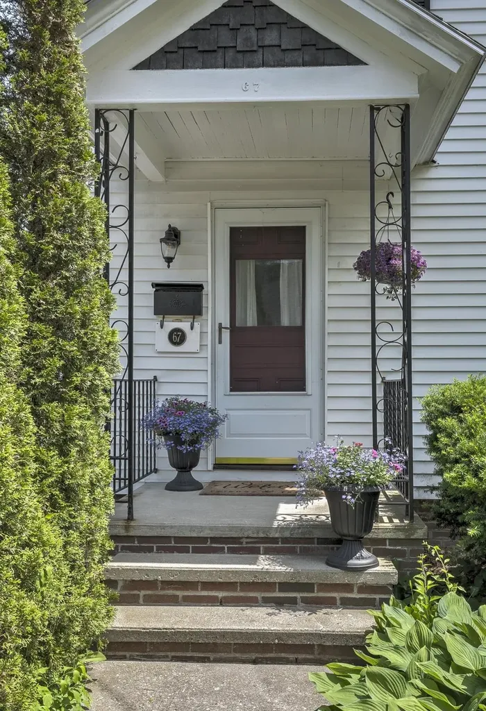 67 Pine Avenue Keene NH 03431