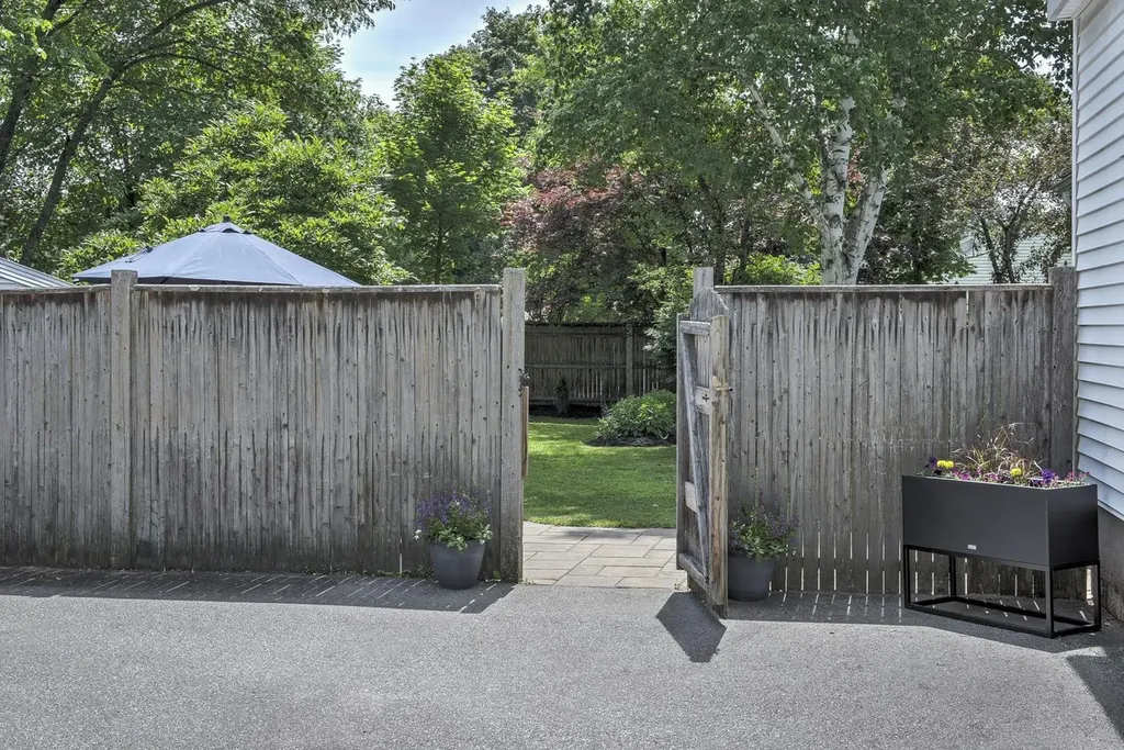 67 Pine Avenue Keene NH 03431