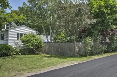 67 Pine Avenue Keene NH 03431