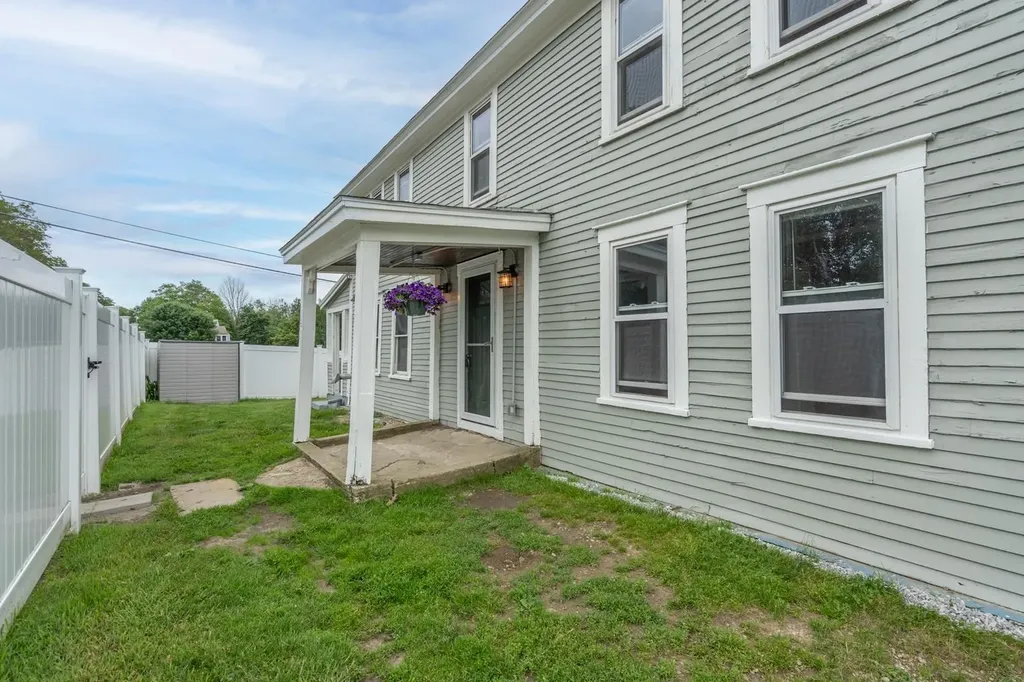 1154 Parker Mountain Road Strafford NH 03884