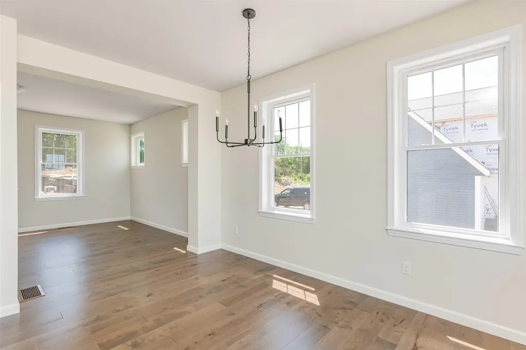 79 Hawthorn Lane Jericho VT 05465