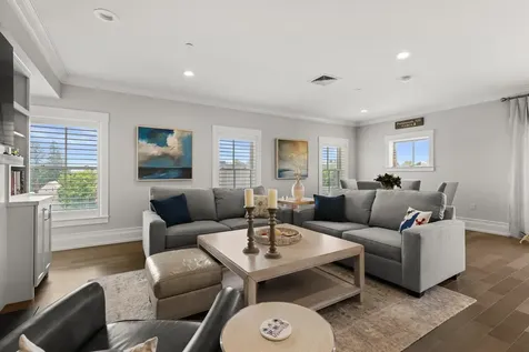 51 Islington Street Portsmouth NH 03801