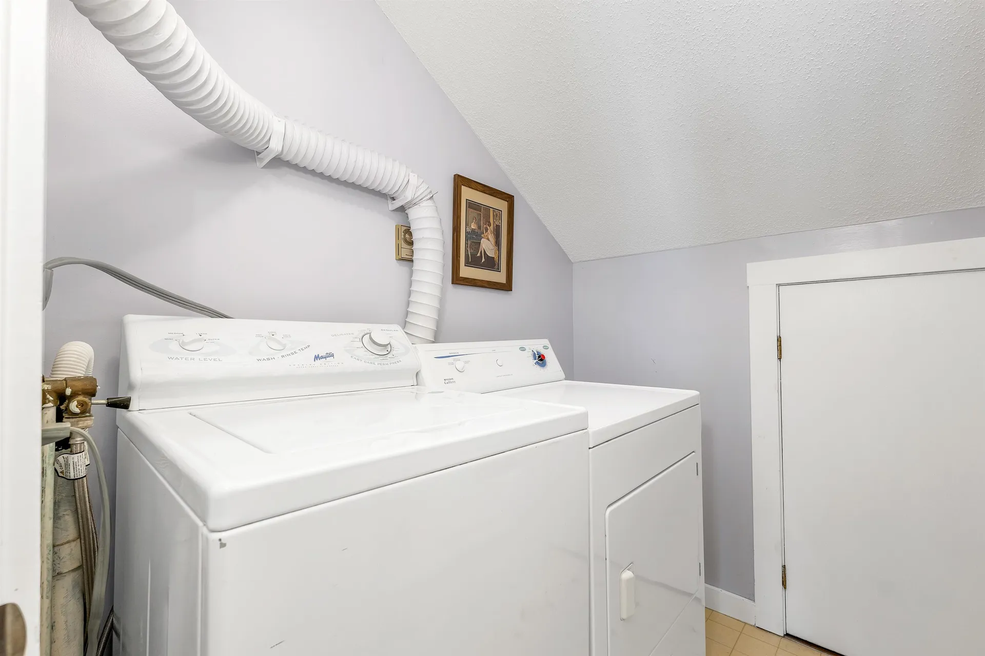 51 Mill Street Wolfeboro NH 03894