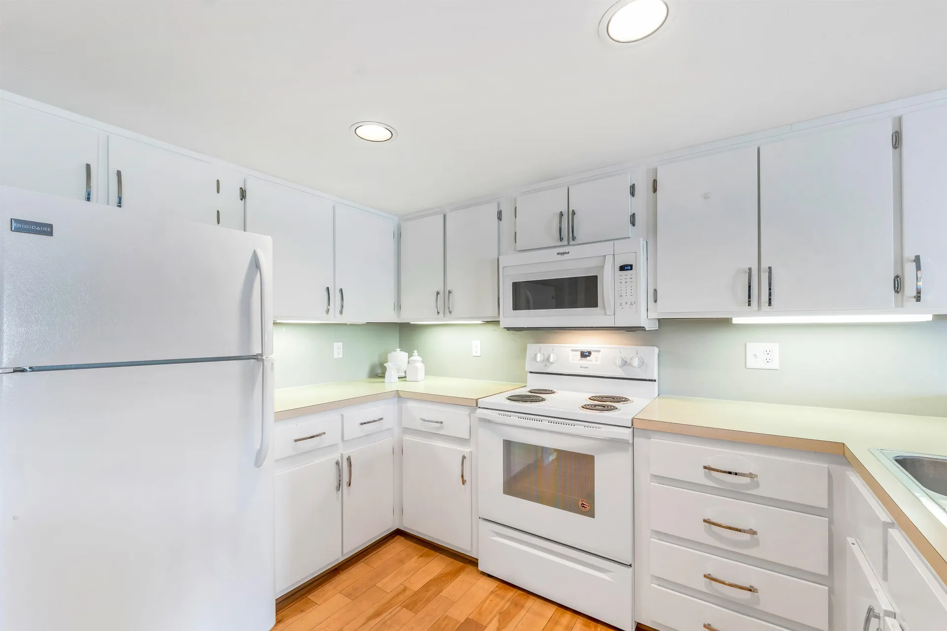 51 Mill Street Wolfeboro NH 03894