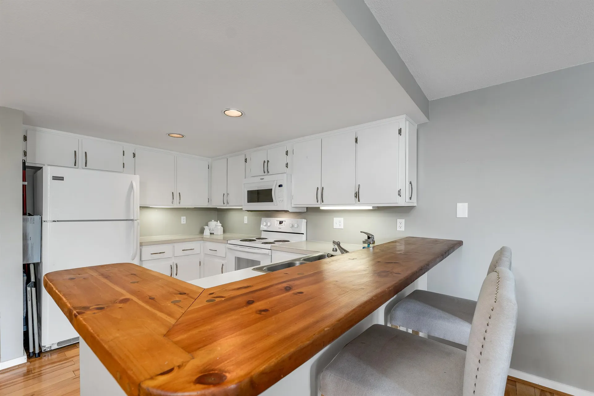 51 Mill Street Wolfeboro NH 03894