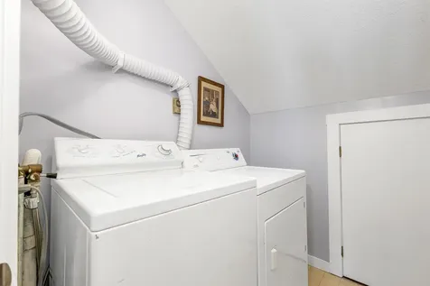 51 Mill Street Wolfeboro NH 03894