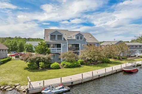 51 Mill Street Wolfeboro NH 03894