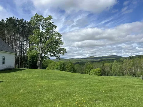 845 Old County Road Peacham VT 05862