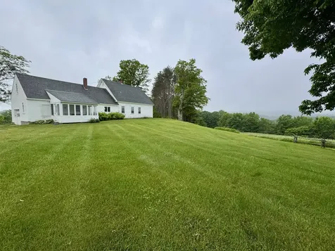 845 Old County Road Peacham VT 05862
