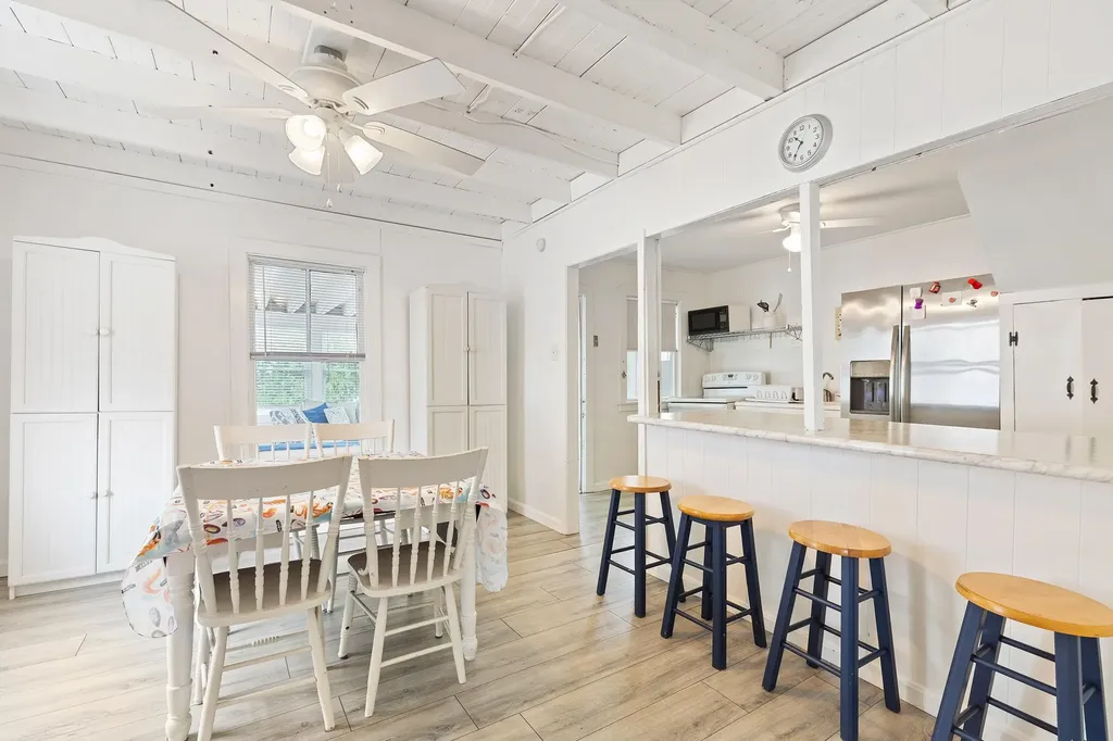 15 Ocean Boulevard Hampton NH 03842