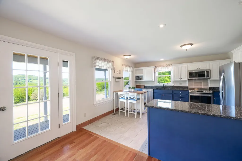 416 Wood Road Hartford VT 05059