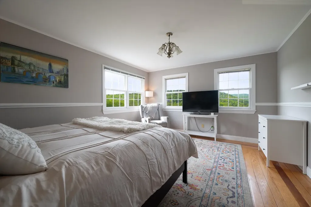 416 Wood Road Hartford VT 05059