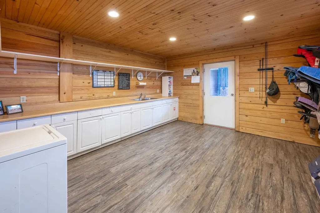 416 Wood Road Hartford VT 05059