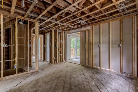 57 Fox Point Road Newington NH 03801